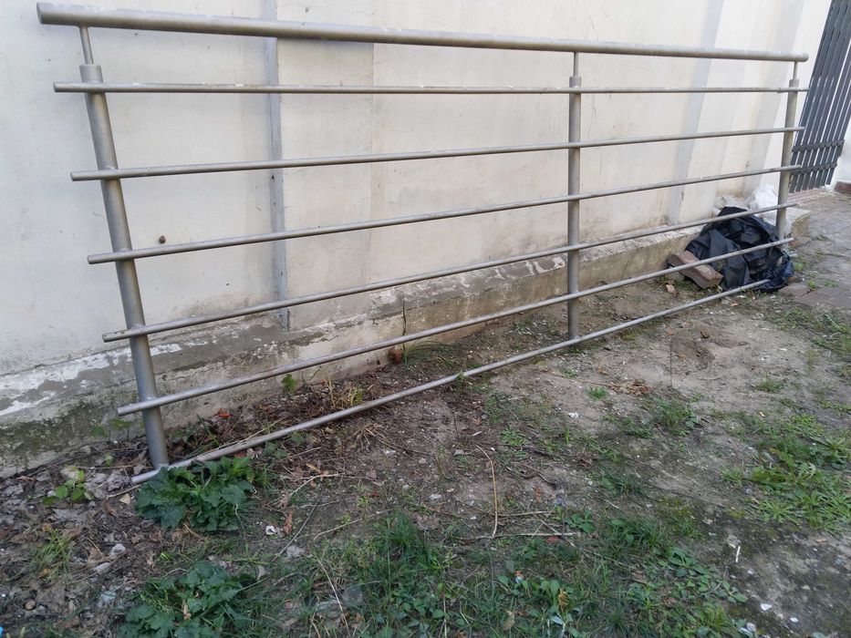 balustrady barierki proste i schodowe stalowe po demontażu