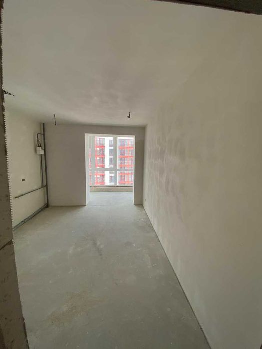 Продається велика 2кв з чорновими роботами в ЖК Містечко Козацеке