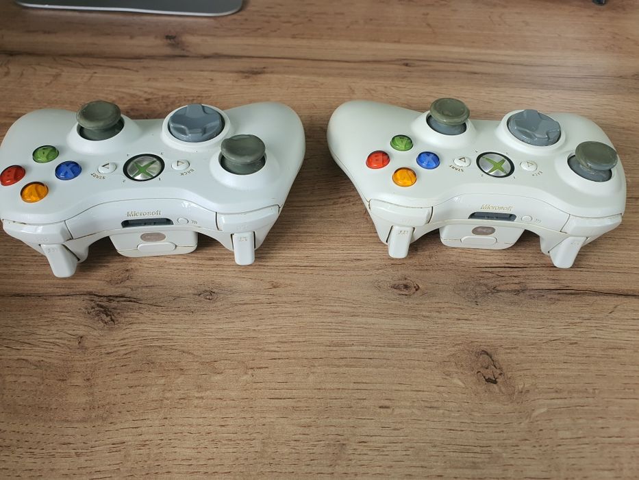 Джойстики xbox 360  навушник