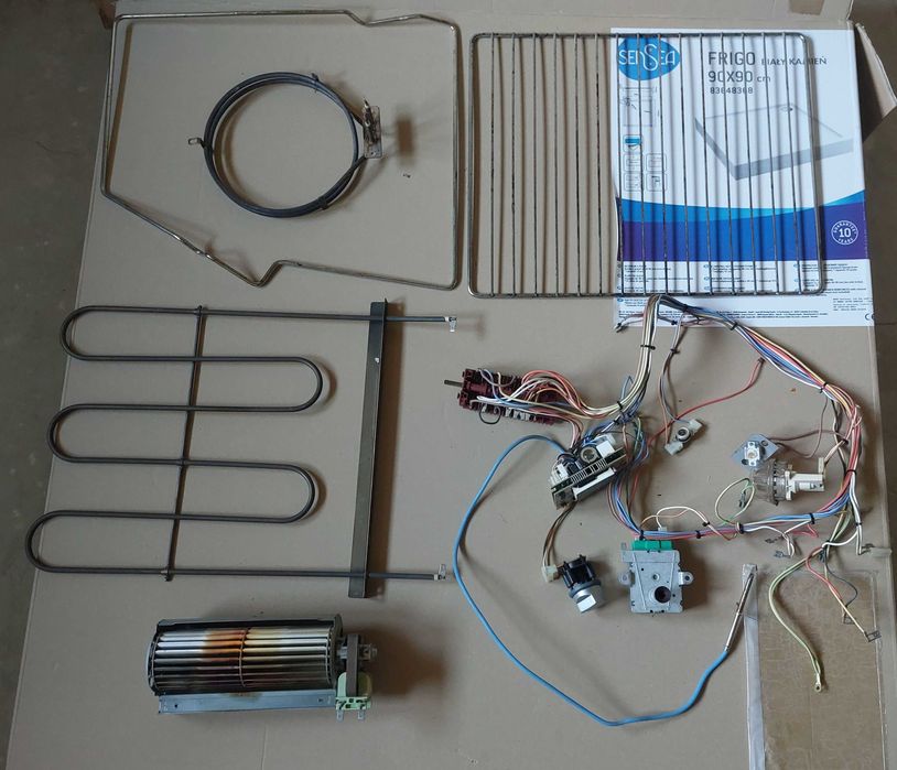 Piekarnik Ariston FB97 Aryston - części grzałki pokrętła szuflady itp