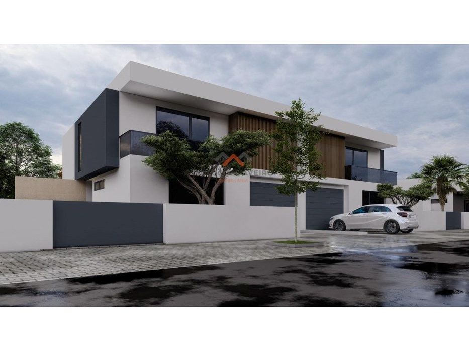 Moradias T4+1 em Aradas, a 1,5 km do Glicínias!