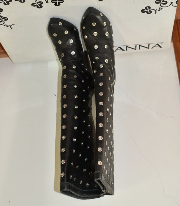 Botas salto alto em pele preta - Nº38