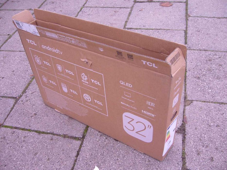 Karton do telewizora 32 cale