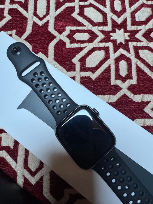 Apple Watch Nike SE (GEN1) 44mm