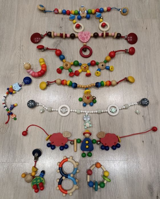 Растяжка на коляску или кроватку из натурального дерева