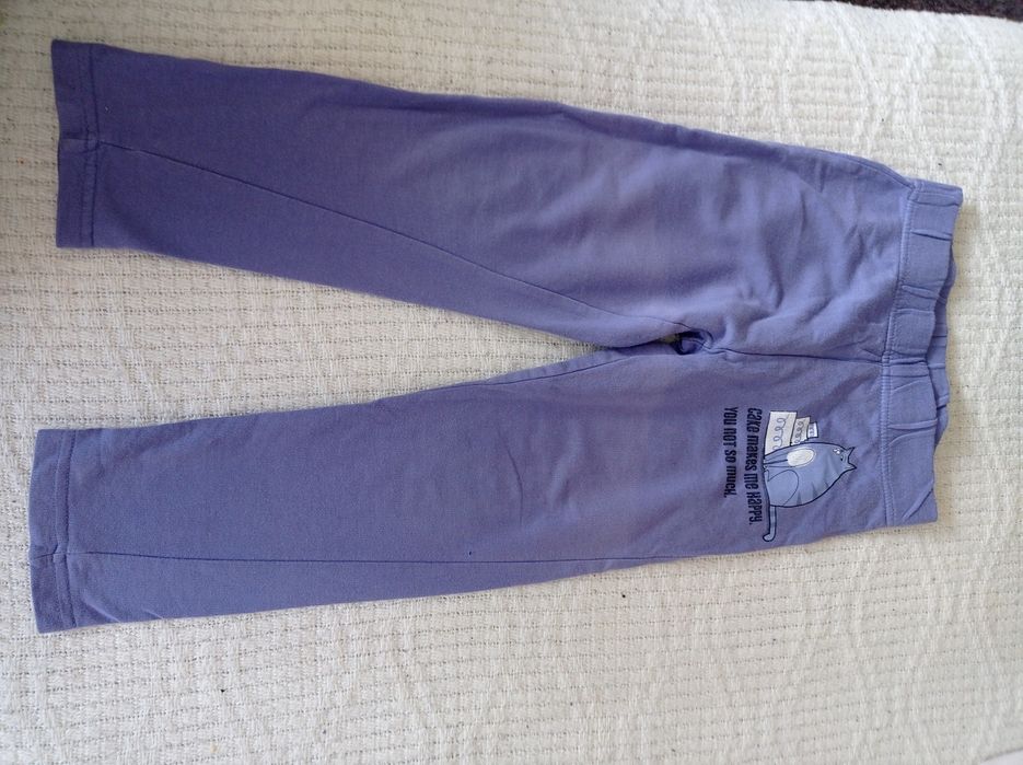 Spodnie fioletowe 104/110