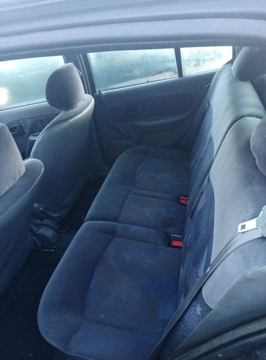 Clio 98, 1.4 (850€ )