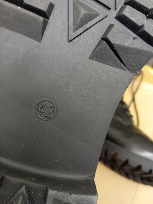 Botas pretas novas 42