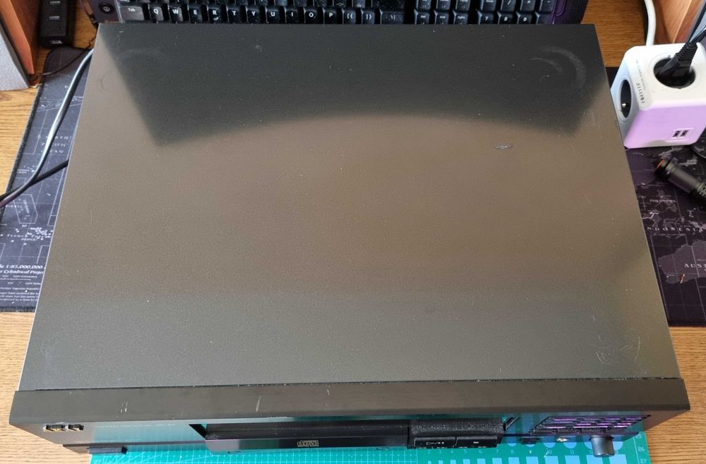 Odtwarzacz CD AKAI 55