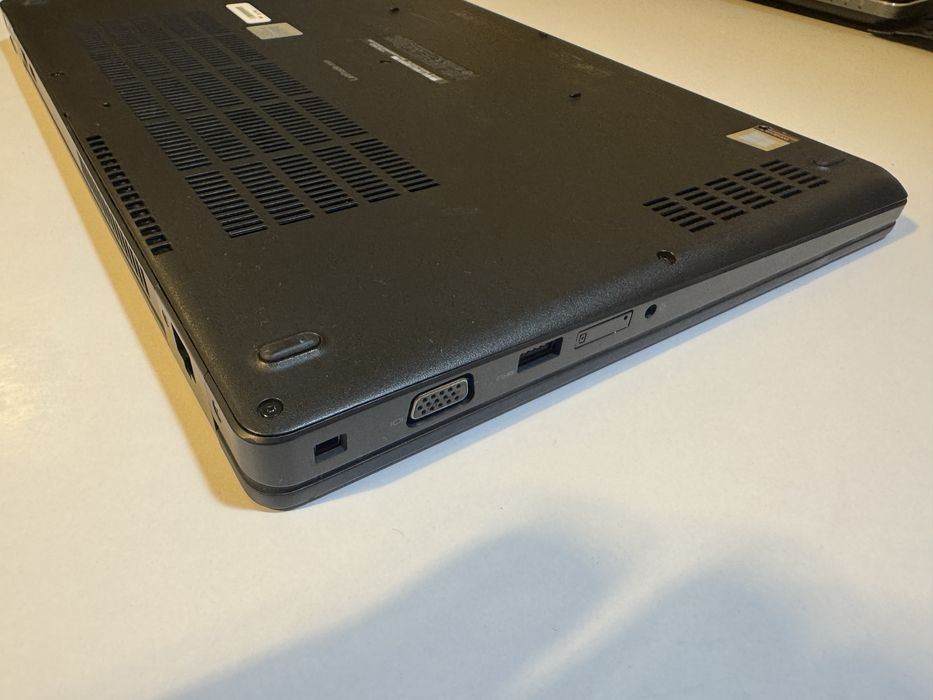 Dell Latitude 5591 15.6 FHD IPS  i5 8400H/16GB/256GB SSD