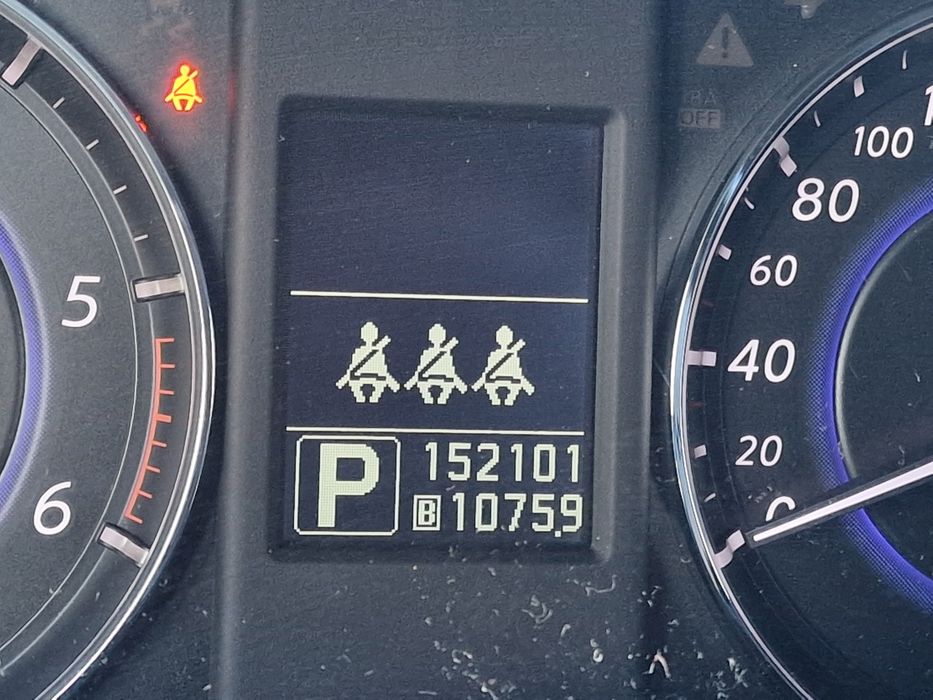 Infiniti FX30d QX70 z dodatkami