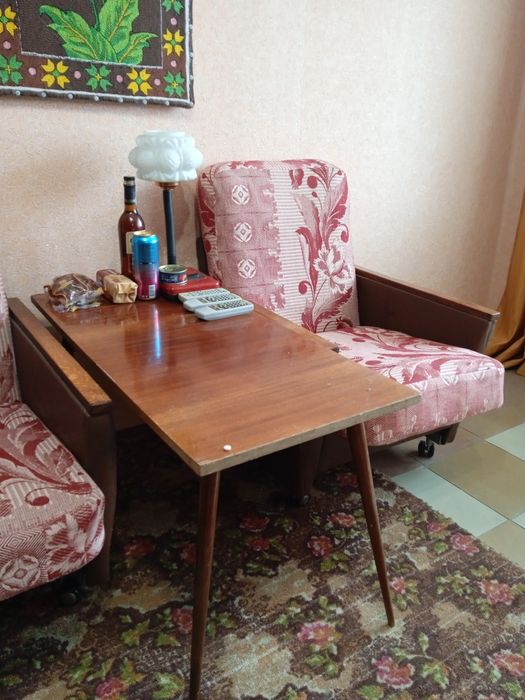 Два карниза со шторами