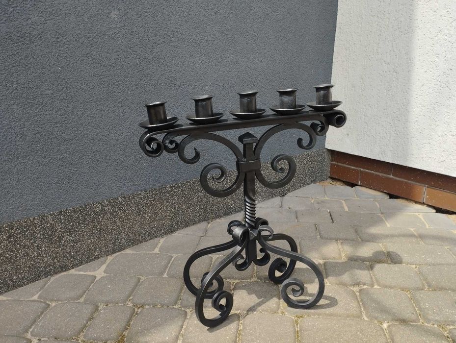 Świecznik stojący, wysokość 47 cm, 5 świec