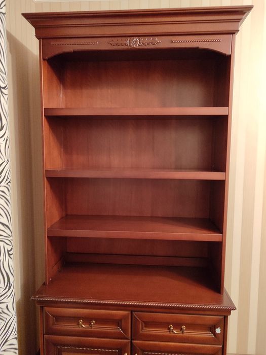 Комплект меблів у кабінет