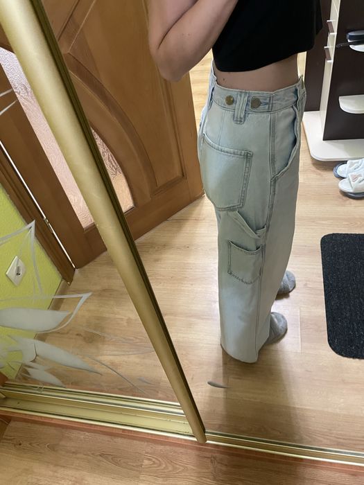 Джинси stradivarius