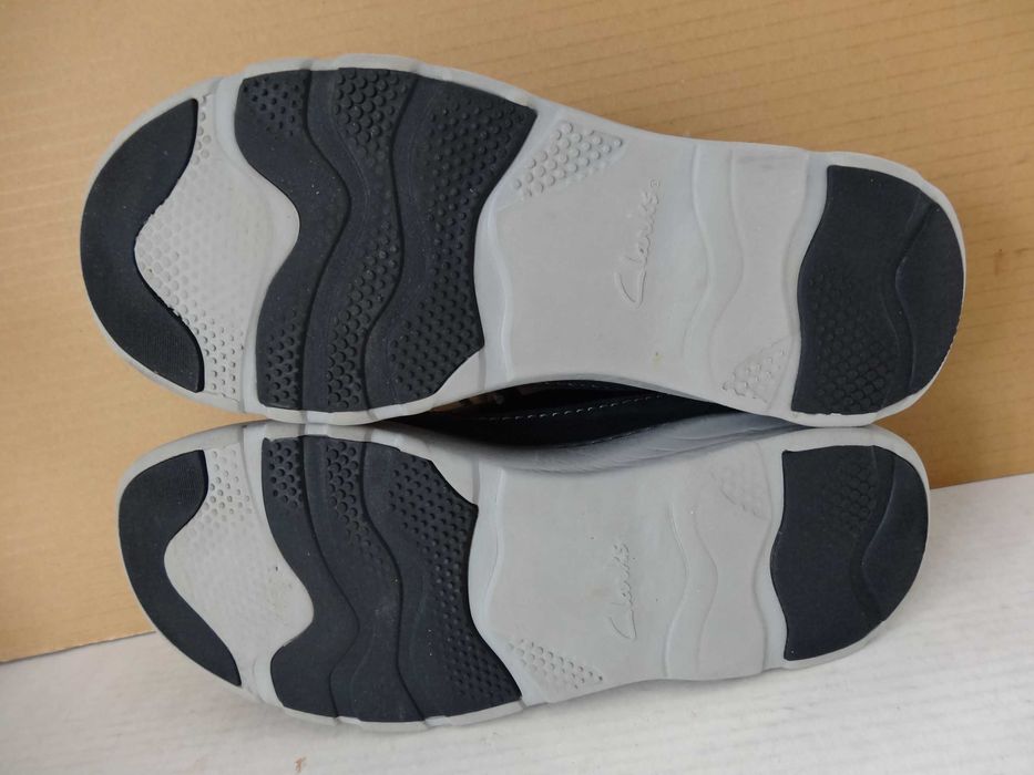 Buty CLARKS CHARTLITE MOVE roz 43/44 SKÓRA Półbuty Męskie
