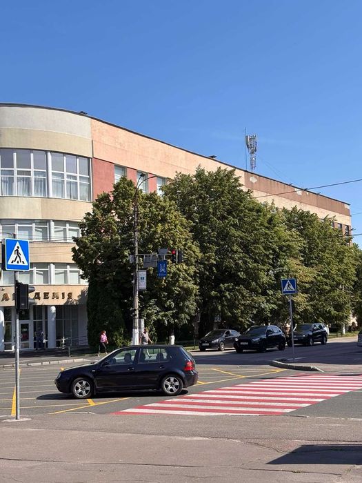*Оренда офісів  в центрі міста.