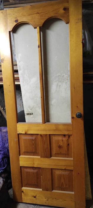 Продам деревяні двері ручної роботи