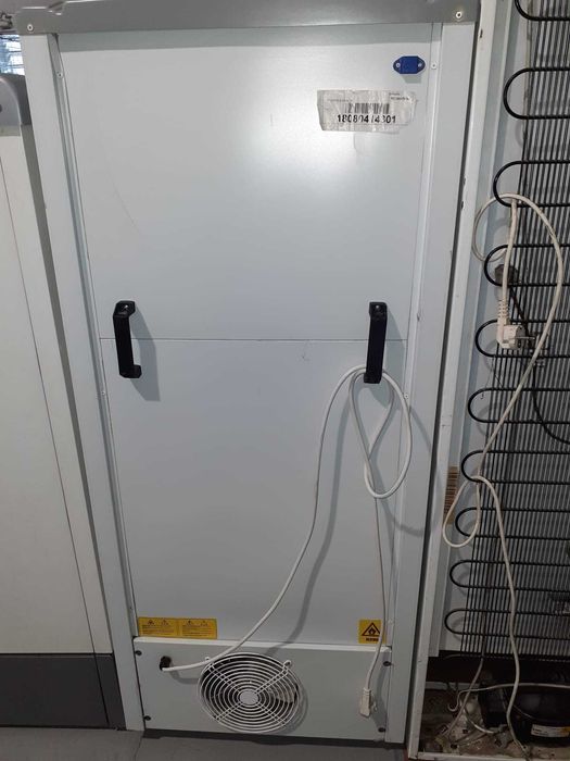 Vitrine Expositora Refrigerada Vertical