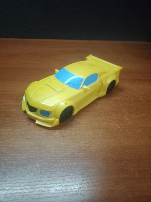 Трансформер Bumblebee earth spark 4+