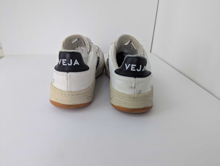 шкіряні кросівки Veja