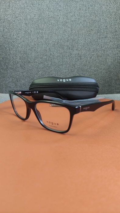 Okulary / oprawy VOGUE 2787 (kolor W44)