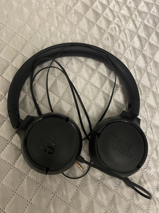 Sluchawki  przewodowe JBL
