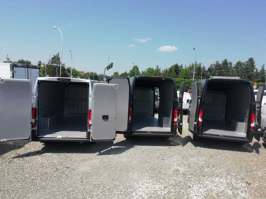 Zabudowy samochodów dostawczych busów w autach Ducato L4H2