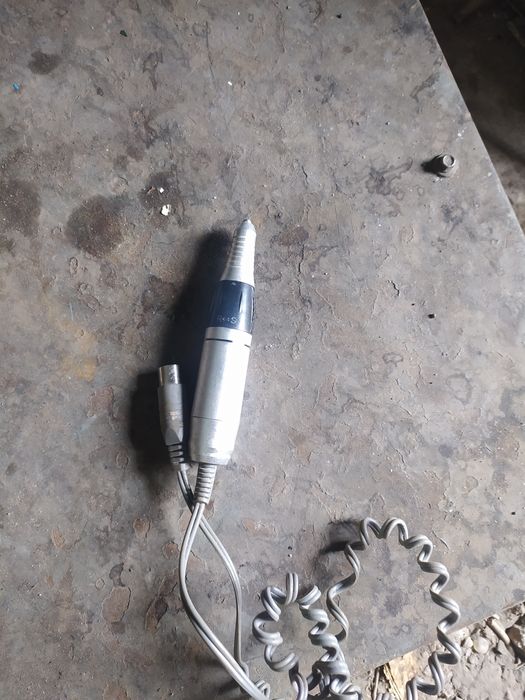Продам фрезер для манікюру.