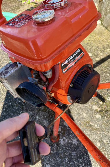 Kubota 130 e mangueira 10M
