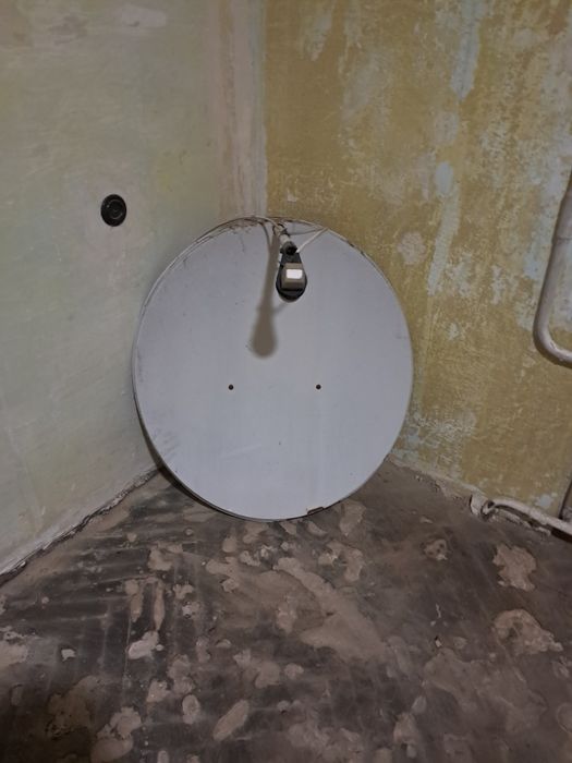 Сателітарна антена з трансивером