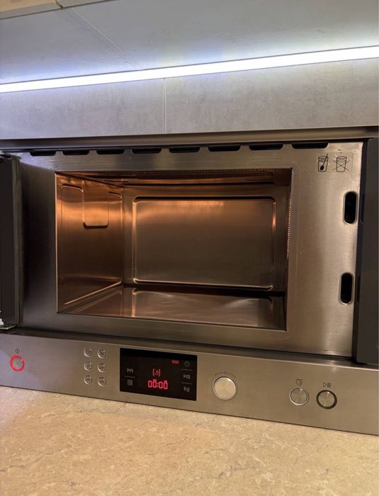 Микрохвильова піч Bosch HMT 85 ML 23