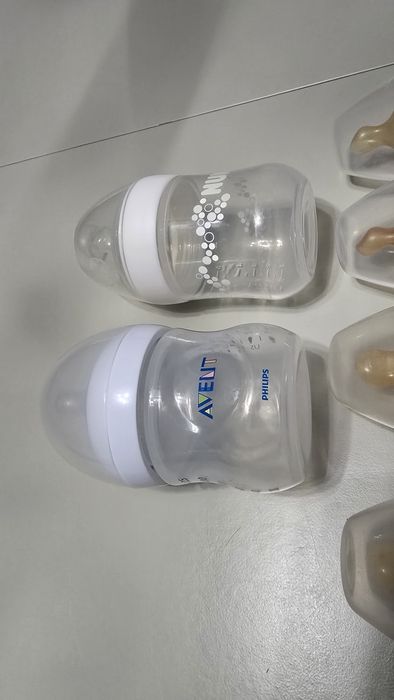 Lote de Biberões NUK e Philips Avent