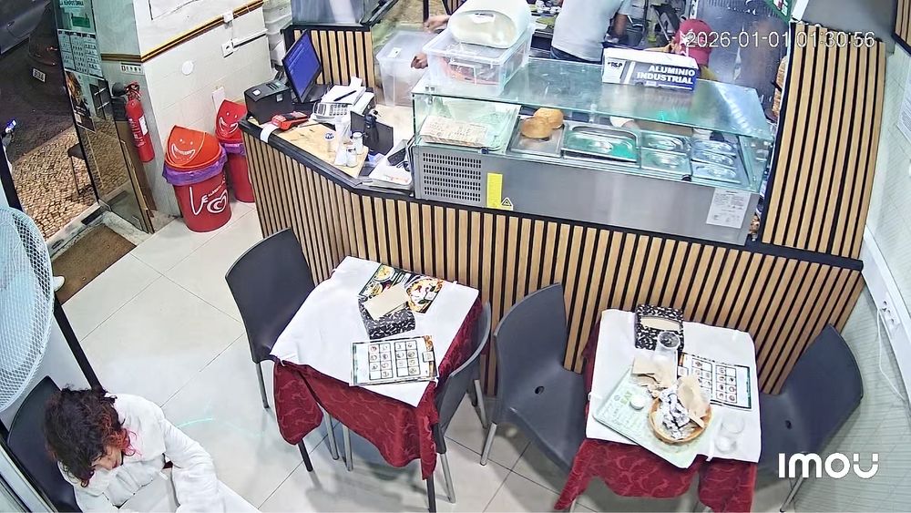 7 Mesas Metálicas + 14 Cadeiras para Restaurante