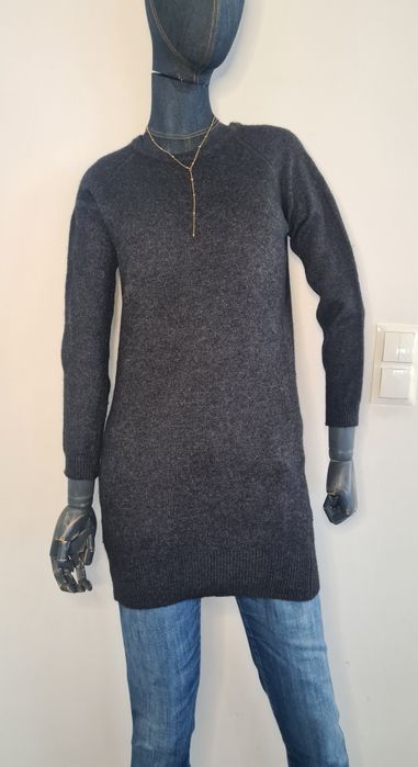 Długi sweter 40% Wełna. Grafitowy Czarny. Tunika. S / M