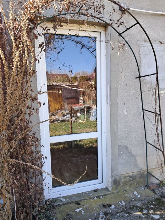 Okno balkonowe drzwi