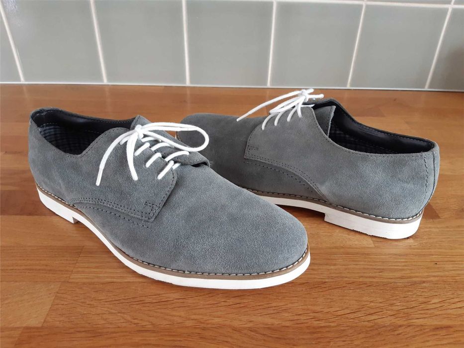 Buty Męskie zamszowe marki HOWICK rozmiar 44