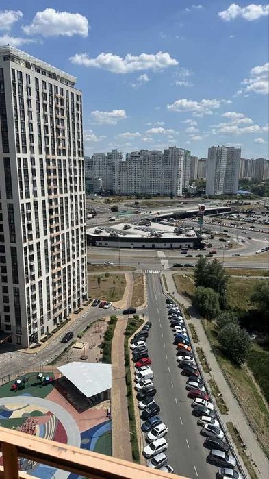 Продаж 1-кімнатної квартири ЖК Seven  Осокорки  Позняки Славутич