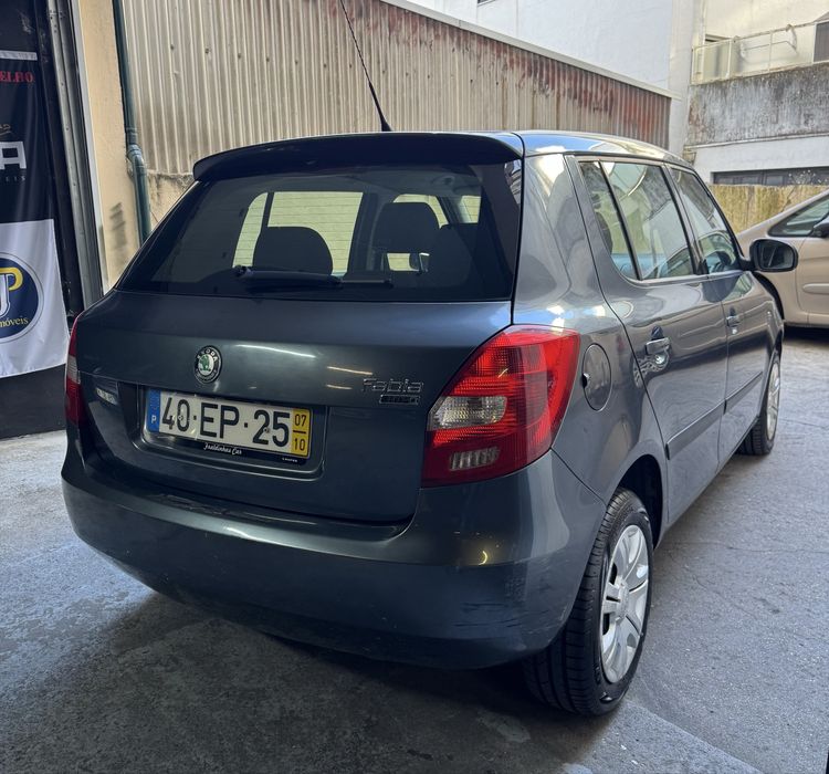 Skoda Fabia  1200 - Gasolina - C/AC