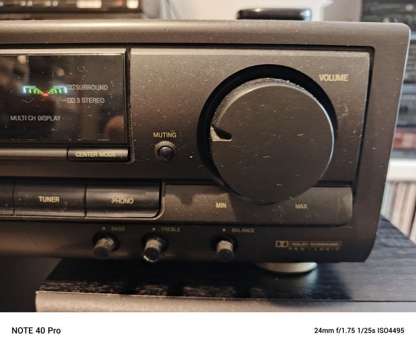 Technics amplituner.