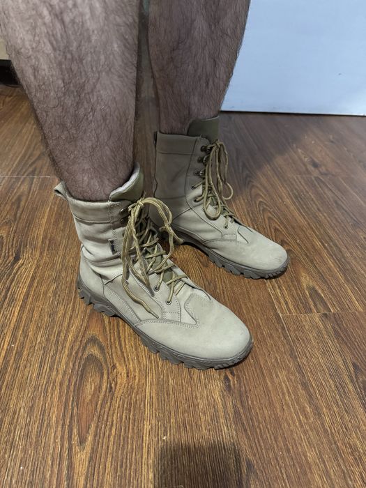 Берці військові