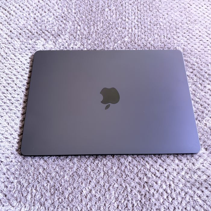 MacBook Air 13'' 2025 | M4 - 16GB