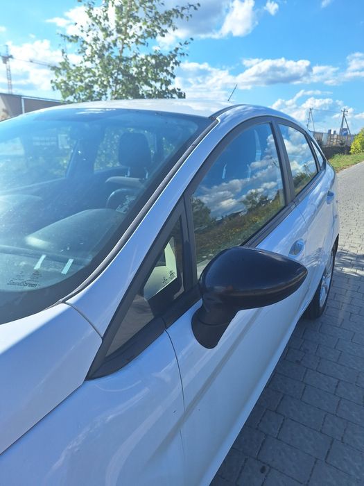 Ford Fiesta 2019 VIN 3FADP4BJ9KM149670 фото оголошення 9 з 11