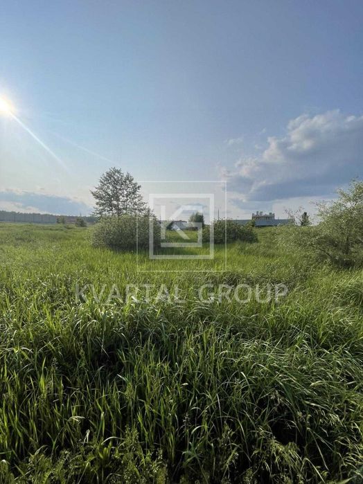 Земельна ділянка під житлову забудову! Ліс, озеро, чисте повітря!