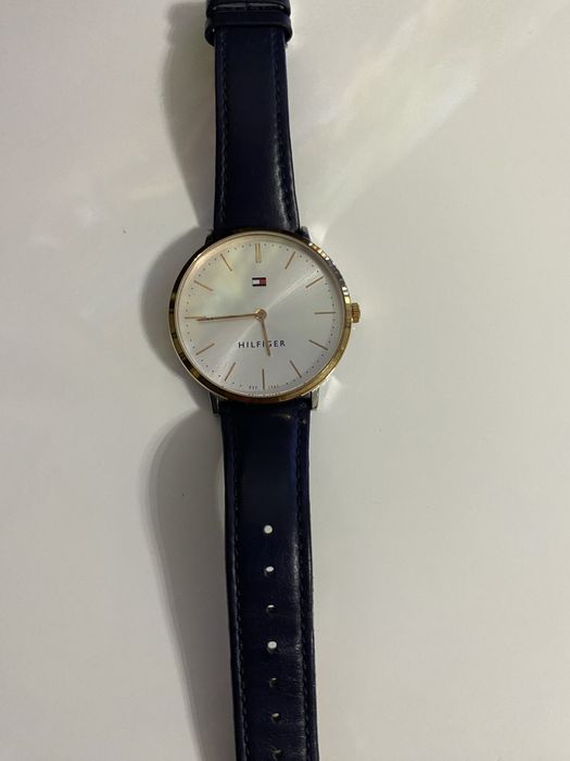 Sprzedam klasyczny damski zegarek tommy hilfiger
