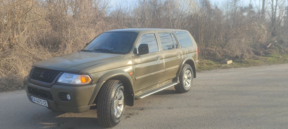 Мітсубісі паджеро 1