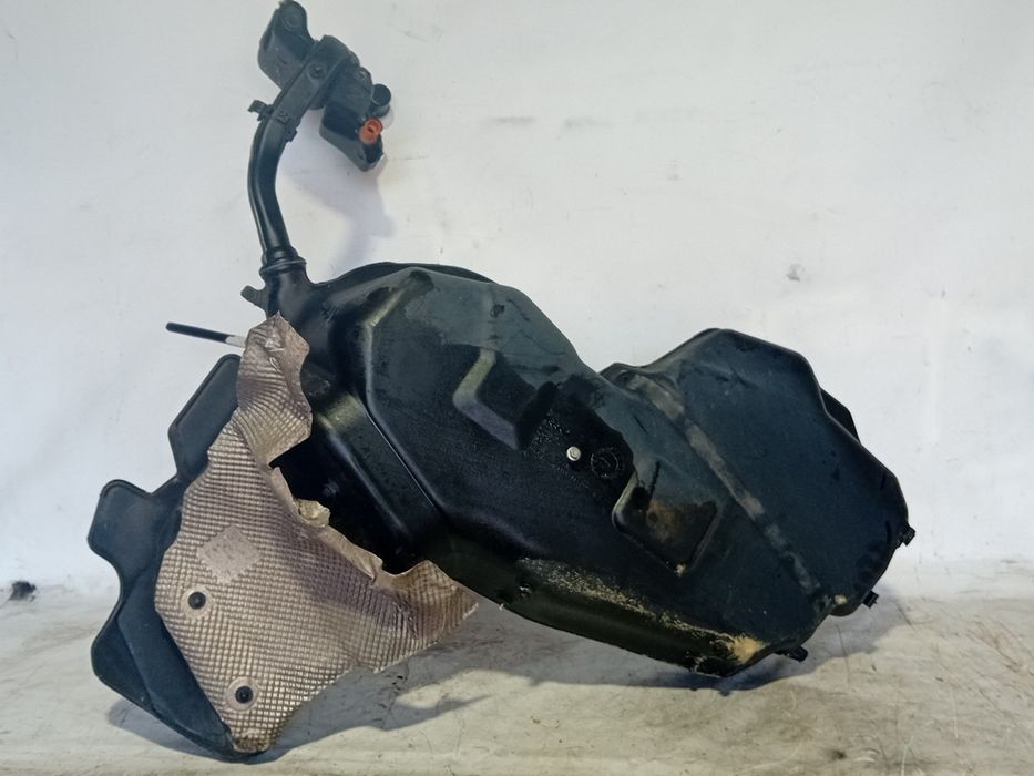 Depósito combustível AUDI A4 Avant (8E5, B6)