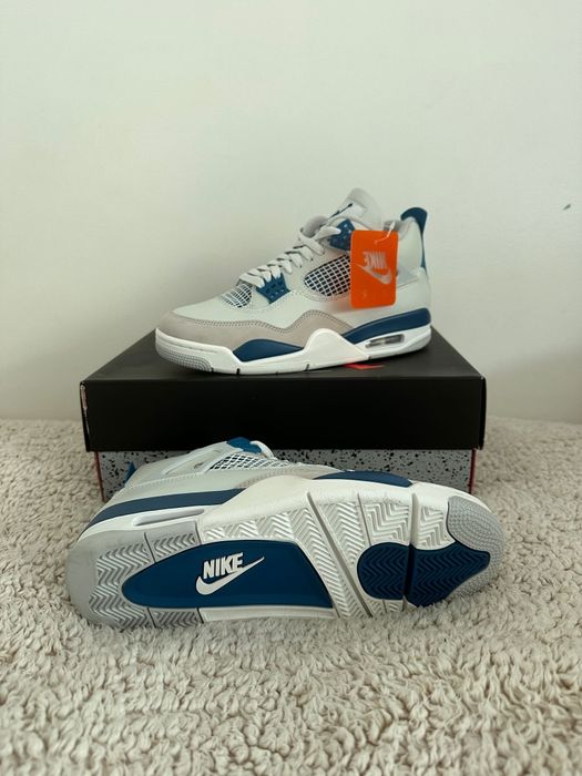 Air jordan4 military blue