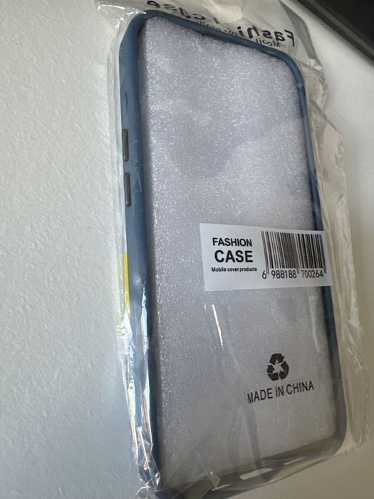 Capa para iphone 15PRO da cor azul
