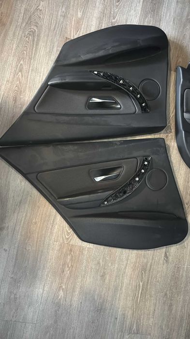 Bancos e quartelas BMW F30